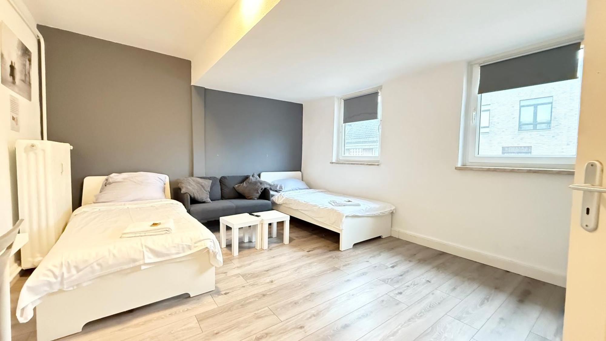 Apartments Im Herzen Von Neumuenster Innenstadt & Hbf Fusslaeufig, Mit Privatparkplatz מראה חיצוני תמונה