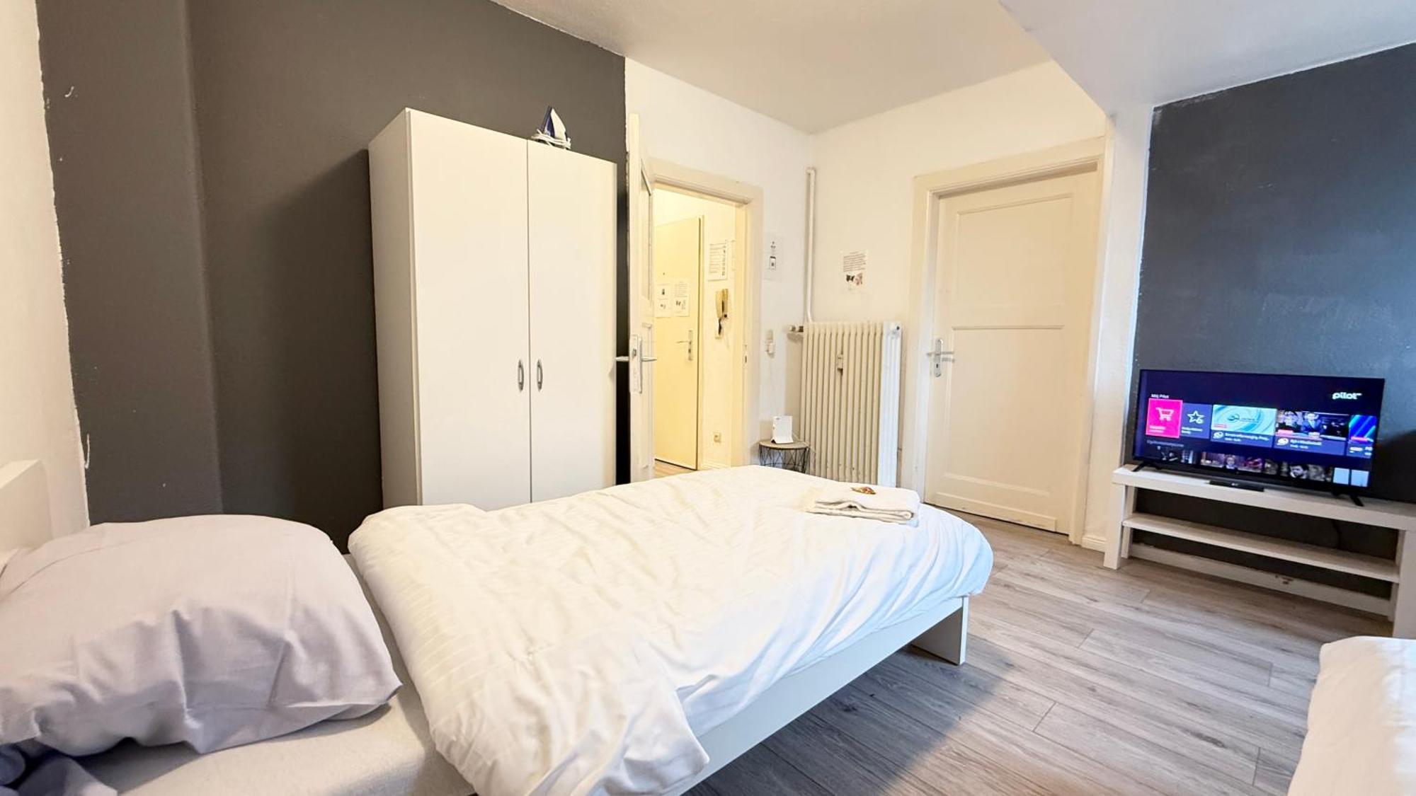 Apartments Im Herzen Von Neumuenster Innenstadt & Hbf Fusslaeufig, Mit Privatparkplatz מראה חיצוני תמונה