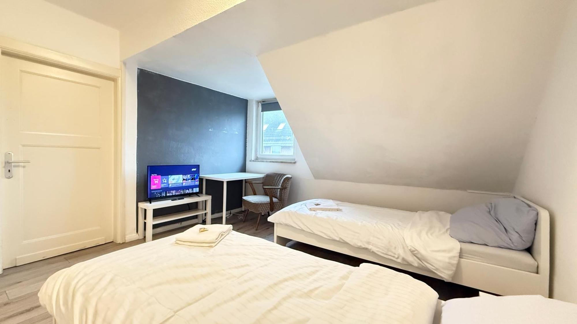 Apartments Im Herzen Von Neumuenster Innenstadt & Hbf Fusslaeufig, Mit Privatparkplatz מראה חיצוני תמונה