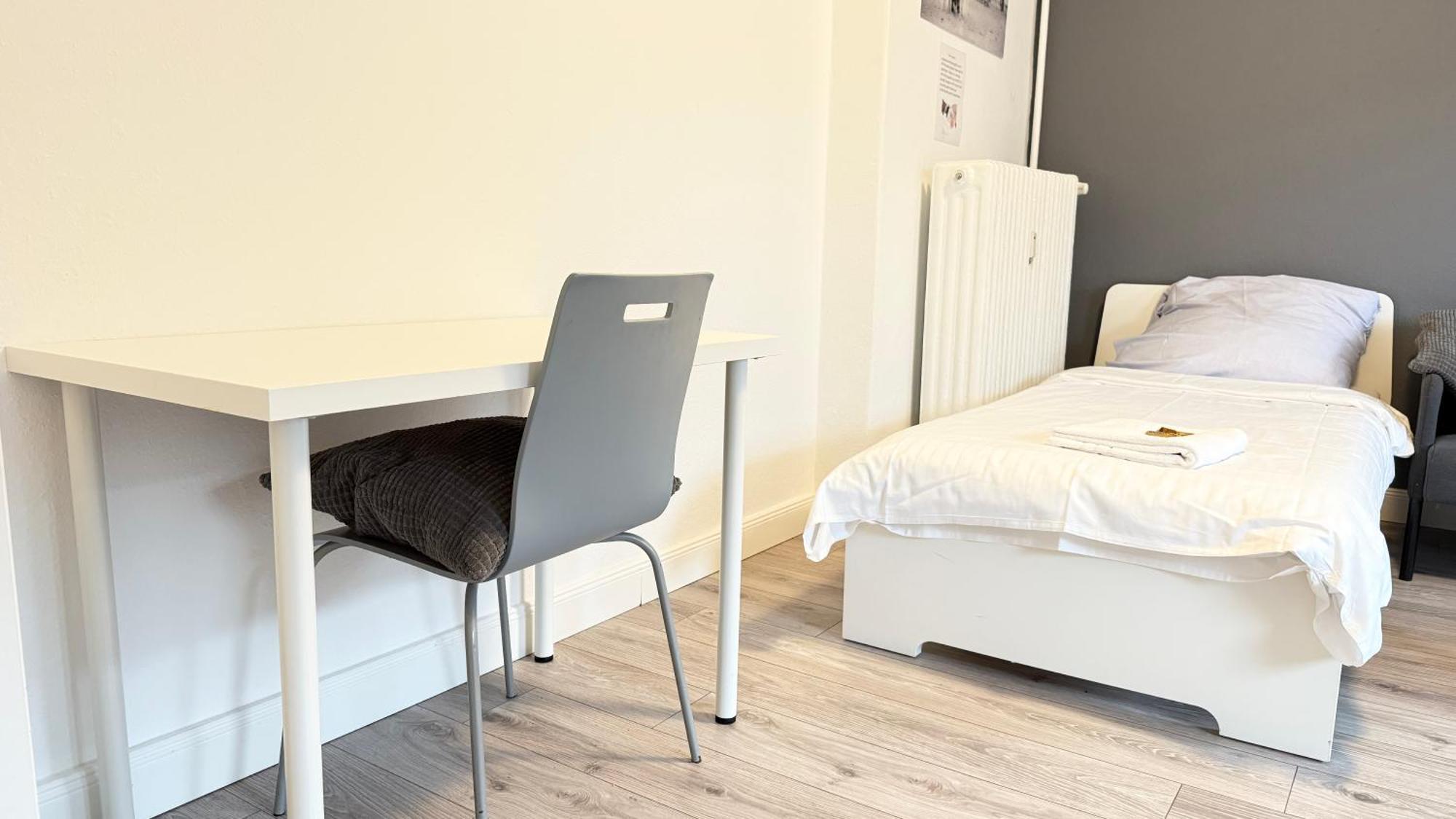 Apartments Im Herzen Von Neumuenster Innenstadt & Hbf Fusslaeufig, Mit Privatparkplatz מראה חיצוני תמונה