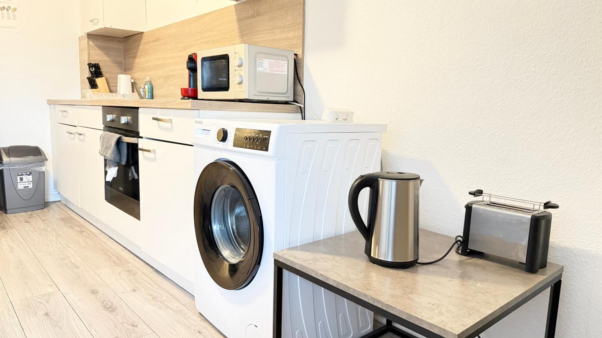 Apartments Im Herzen Von Neumuenster Innenstadt & Hbf Fusslaeufig, Mit Privatparkplatz מראה חיצוני תמונה