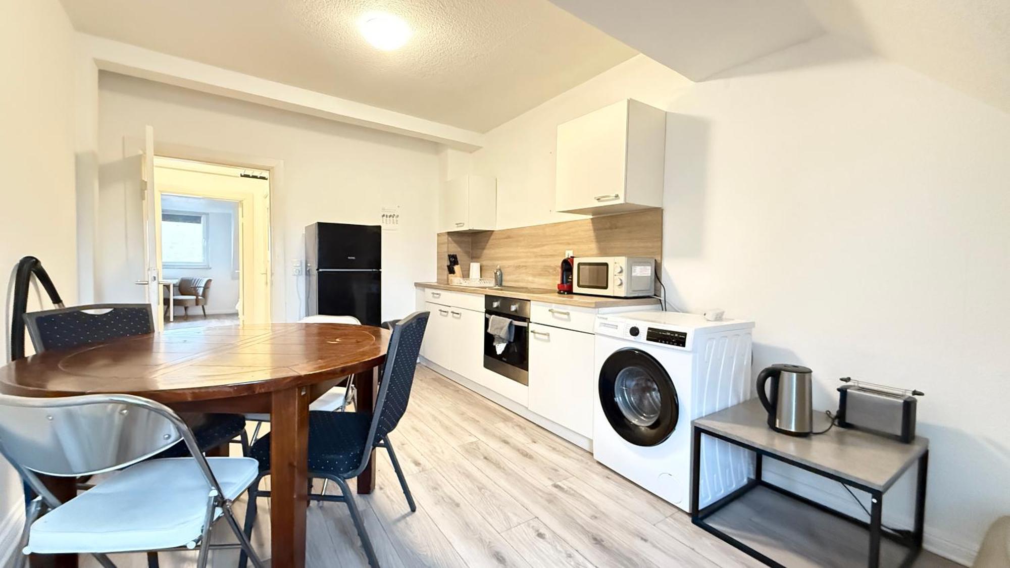 Apartments Im Herzen Von Neumuenster Innenstadt & Hbf Fusslaeufig, Mit Privatparkplatz מראה חיצוני תמונה