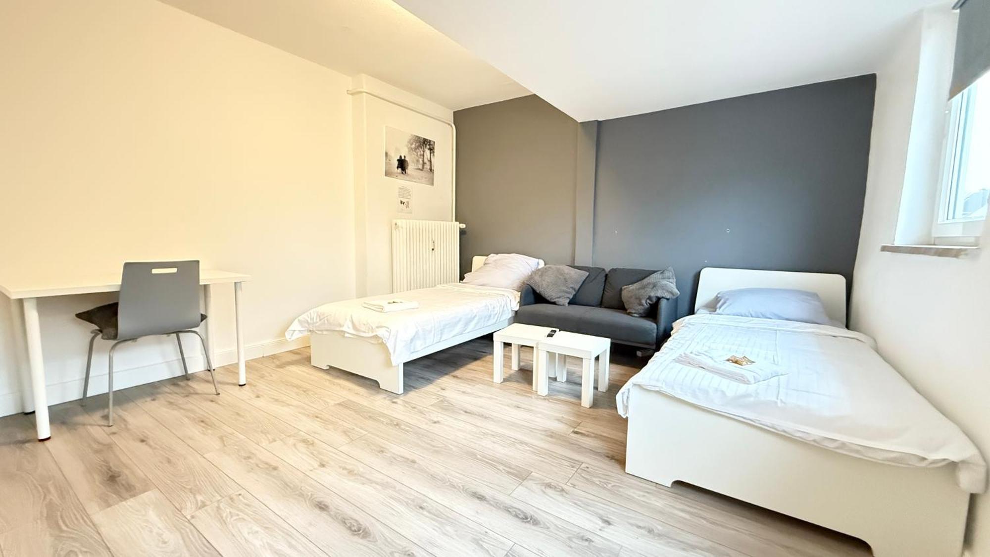 Apartments Im Herzen Von Neumuenster Innenstadt & Hbf Fusslaeufig, Mit Privatparkplatz מראה חיצוני תמונה