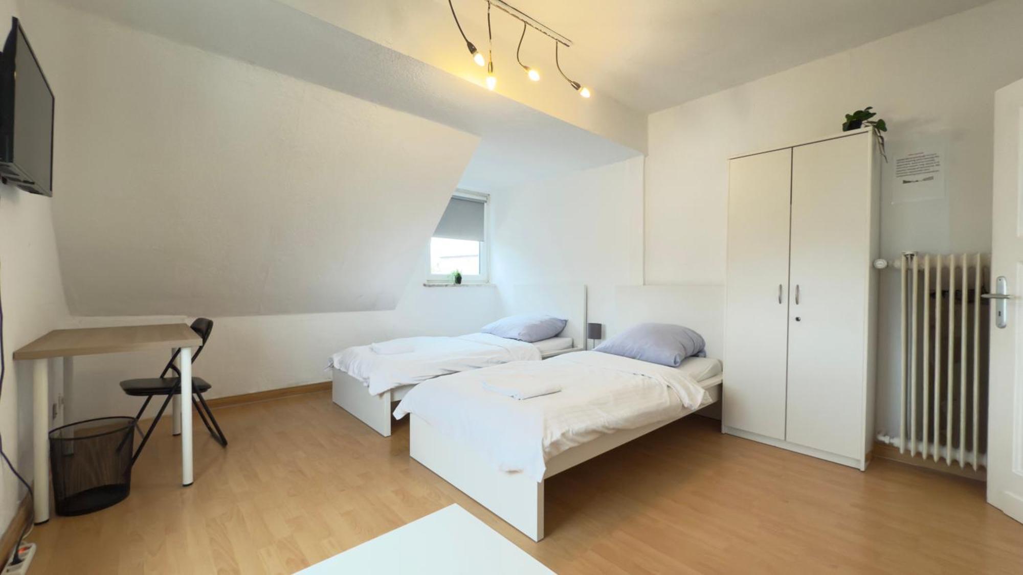 Apartments Im Herzen Von Neumuenster Innenstadt & Hbf Fusslaeufig, Mit Privatparkplatz מראה חיצוני תמונה