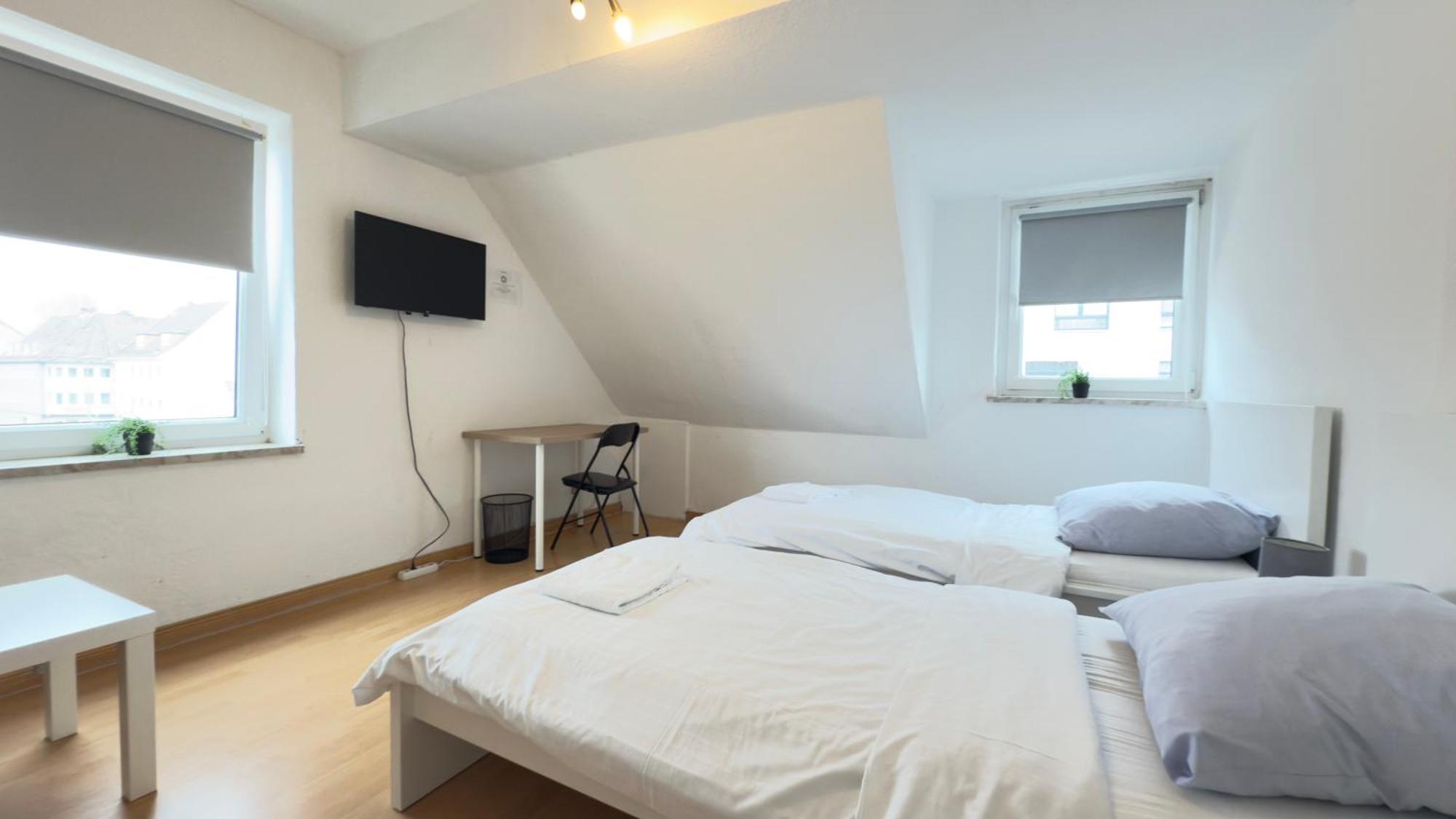 Apartments Im Herzen Von Neumuenster Innenstadt & Hbf Fusslaeufig, Mit Privatparkplatz מראה חיצוני תמונה