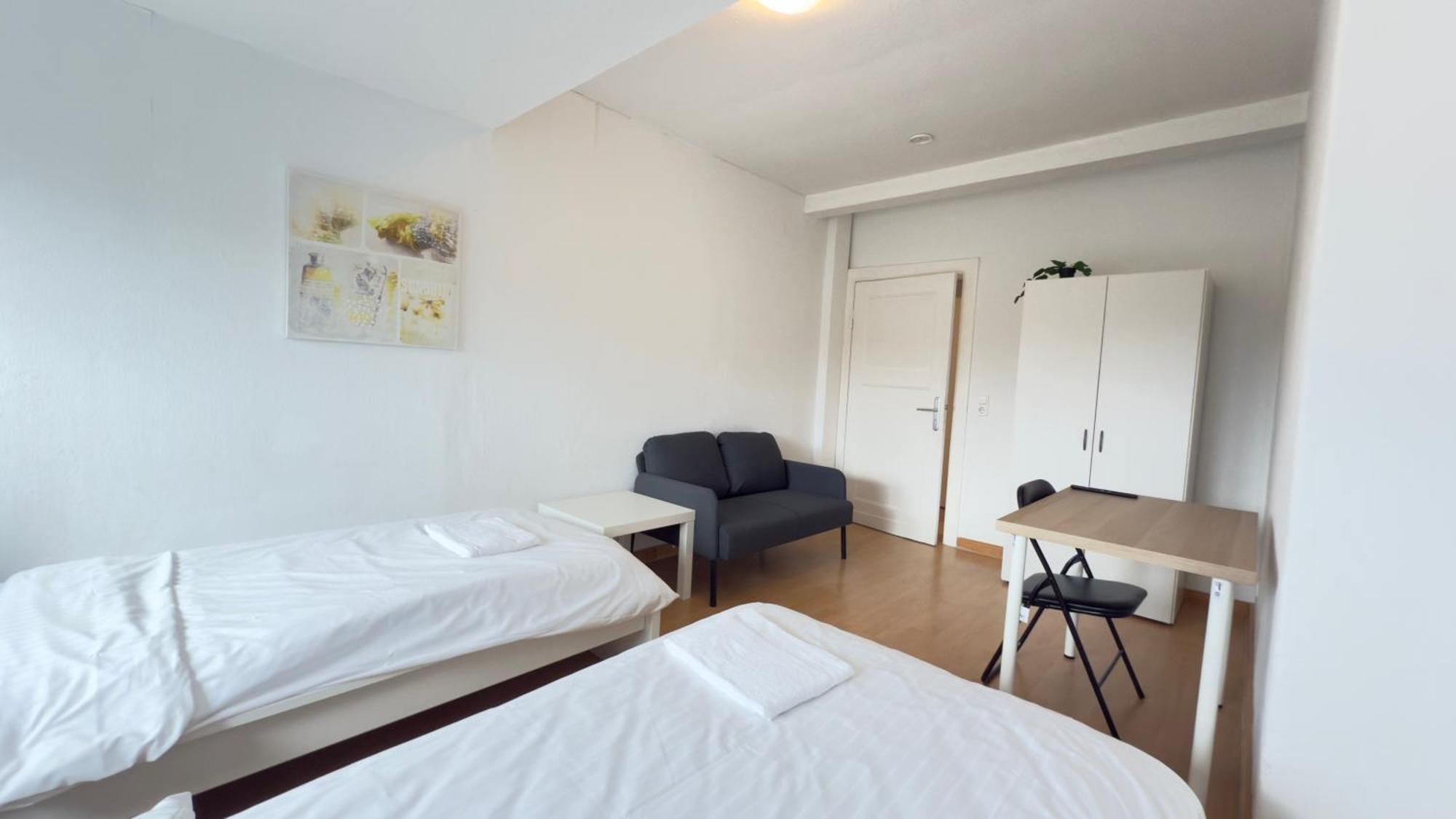 Apartments Im Herzen Von Neumuenster Innenstadt & Hbf Fusslaeufig, Mit Privatparkplatz מראה חיצוני תמונה